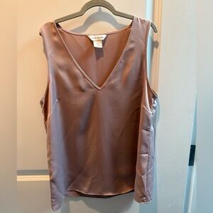Club Monaco Dusty Pink V-Neck Tank Top Small
